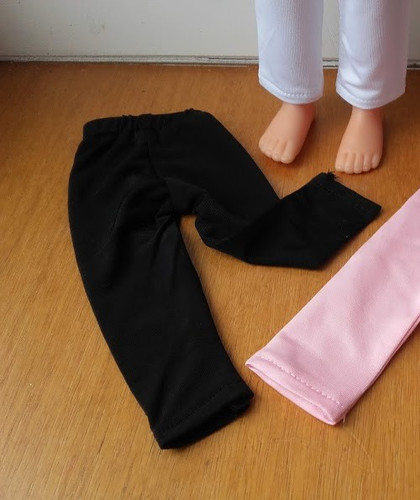 Tenue leegings noir poupée
