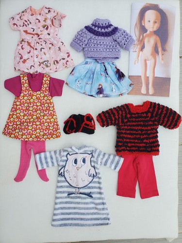 Lot vêtements poupée corolle - poupée,