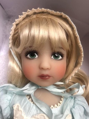 Poupée little darling - poupée,